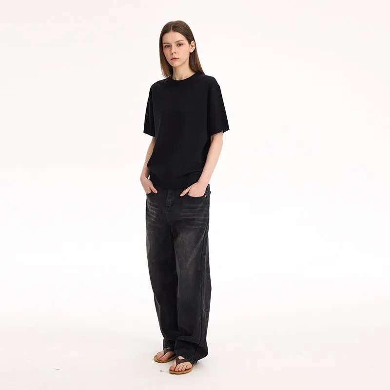 Fanio short-sleeved velvet T-shirt in black, milky white, or grey colour, showing front design and fabric texture.