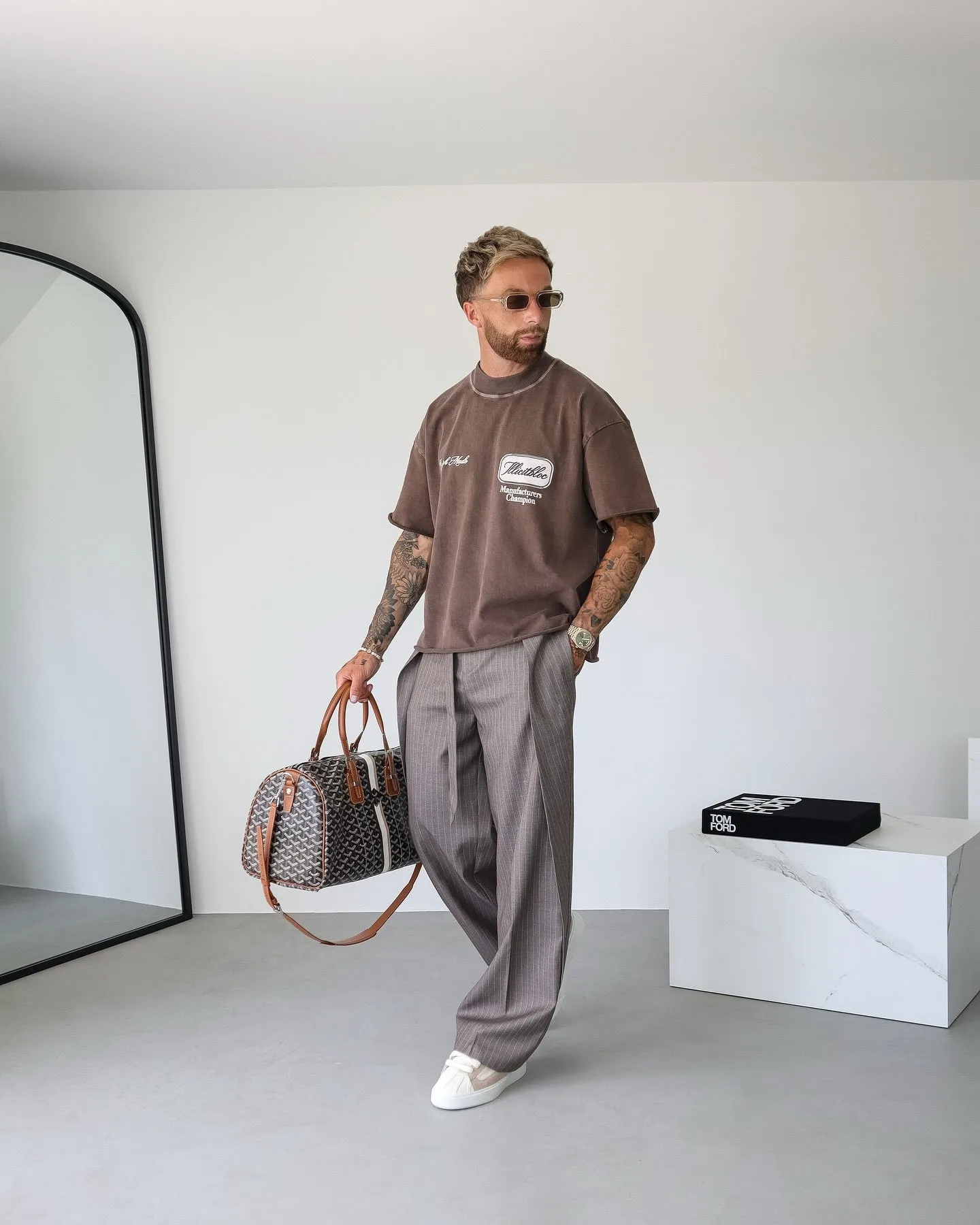 Men's casual striped lace-up full-length polyester trousers with drawstring waist in regular fit