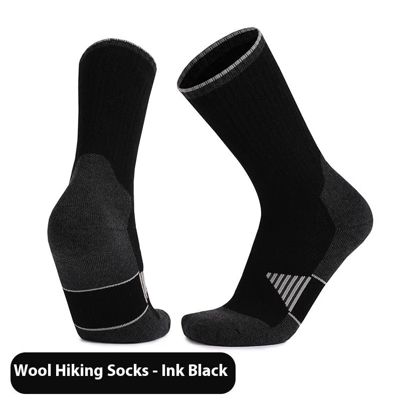 Men's and women's wool knee-high sports socks for skiing in black colour, anti-slip design