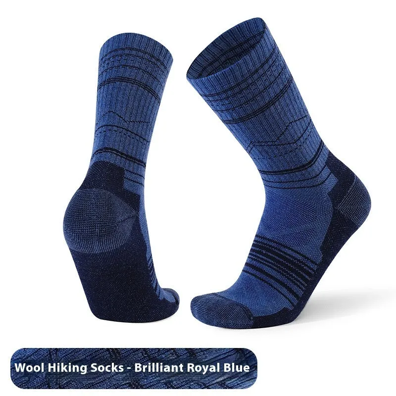 Men's and women's wool knee-high sports socks for skiing in black colour, anti-slip design