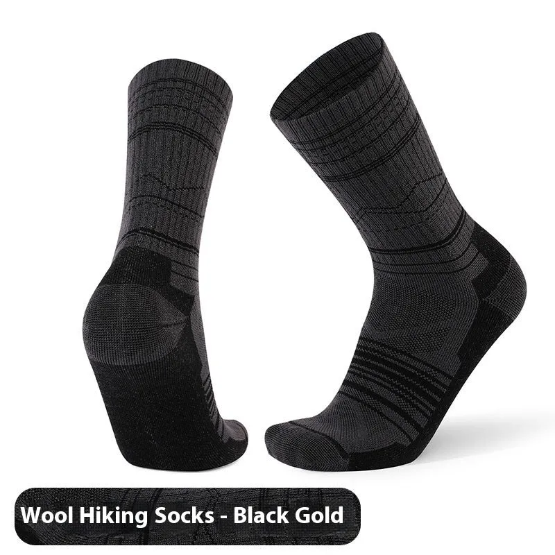 Men's and women's wool knee-high sports socks for skiing in black colour, anti-slip design
