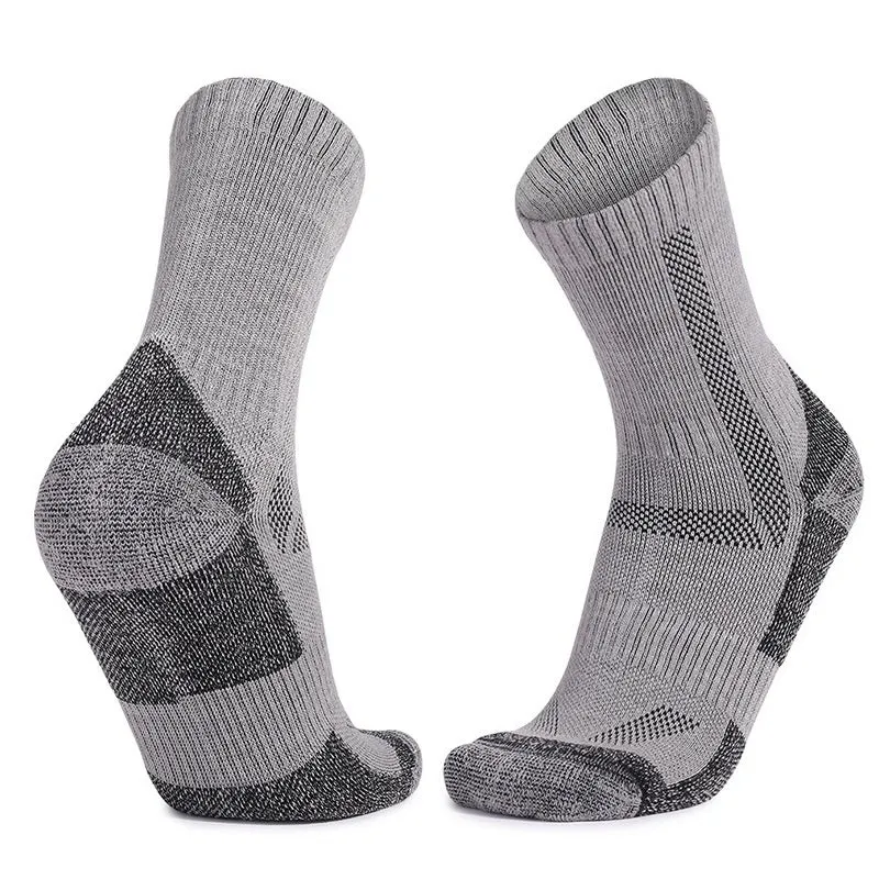 Men's and women's wool knee-high sports socks for skiing in black colour, anti-slip design