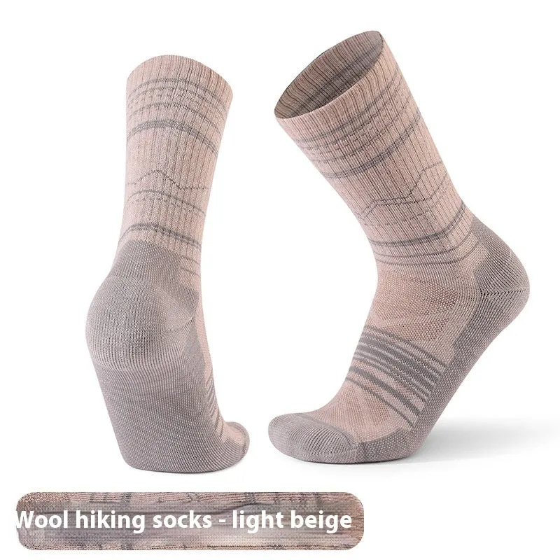 Men's and women's wool knee-high sports socks for skiing in black colour, anti-slip design