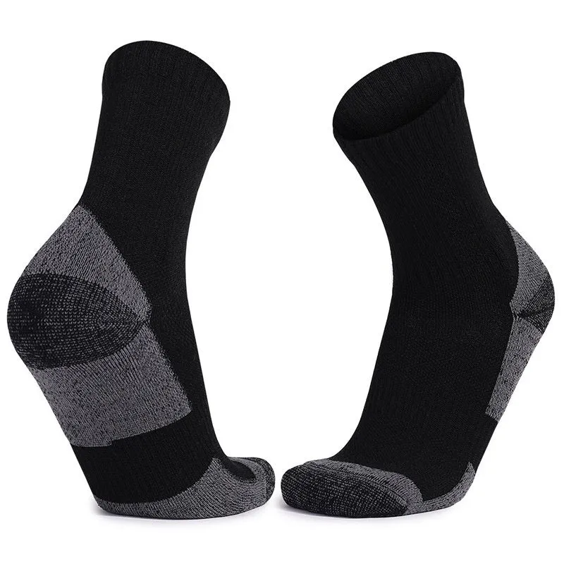 Men's and women's wool knee-high sports socks for skiing in black colour, anti-slip design