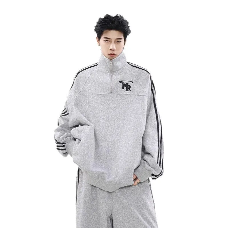 American retro casual sports sweater with stand collar in black polyester fabric