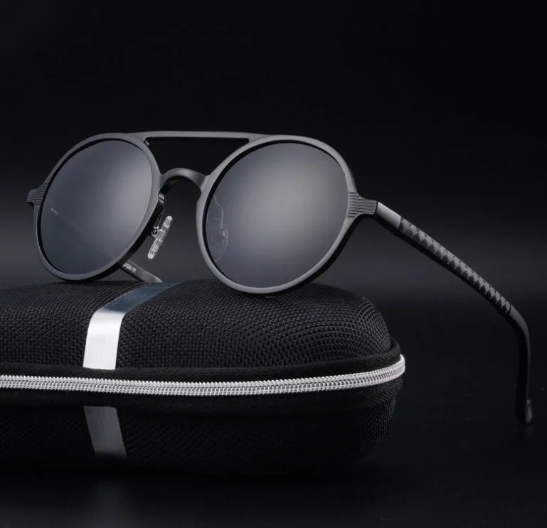 Men's polarised vintage round sunglasses with black aluminium magnesium frame and grey lens
