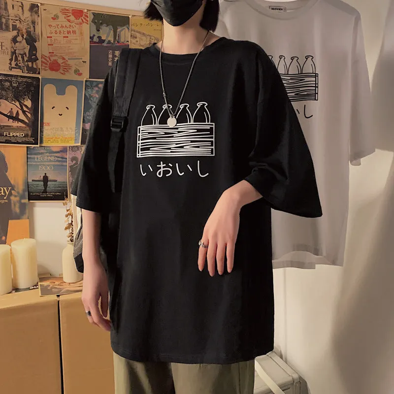 Printed Hong Kong style loose fit short sleeve t-shirt in black, front view