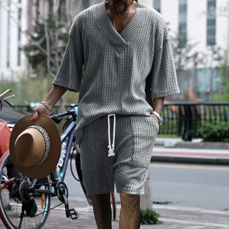 Men's casual jacquard suit set with V-neck short-sleeved T-shirt and drawstring pocket shorts in khaki