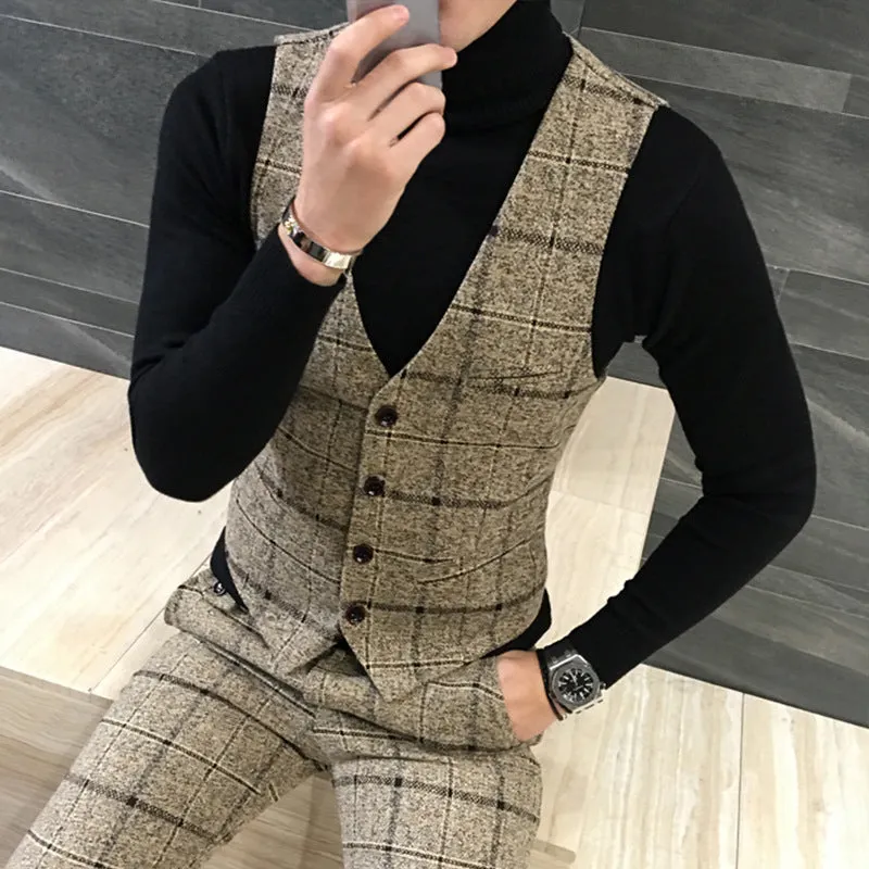 Men's slim fit plaid suit set in royal blue with single breasted jacket and flat front trousers