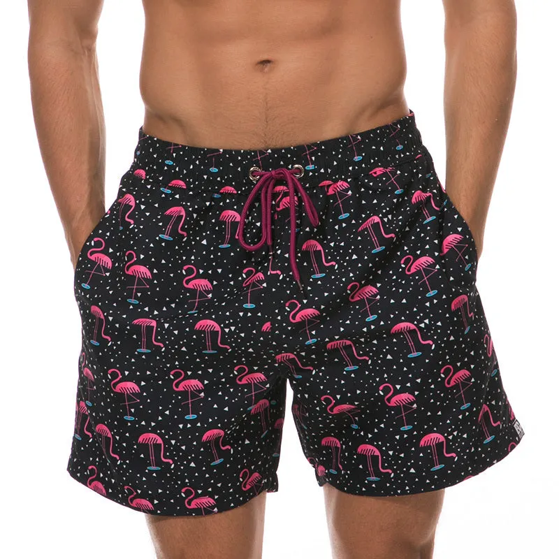 Men's quick-dry waterproof beach shorts in blue stripe pattern with fold-resistant and fade-proof fabric