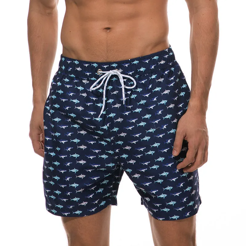 Men's quick-dry waterproof beach shorts in blue stripe pattern with fold-resistant and fade-proof fabric