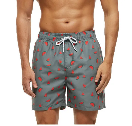Men's quick-dry waterproof beach shorts in blue stripe pattern with fold-resistant and fade-proof fabric