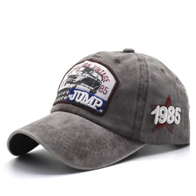 Alphabet embroidered baseball cap in cotton with 13cm height and 7cm brim, six colours available including Army Green and Khaki