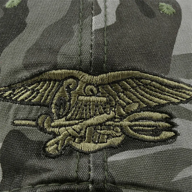 Army tactical baseball cap in green with adjustable strap lightweight polyester cotton blend