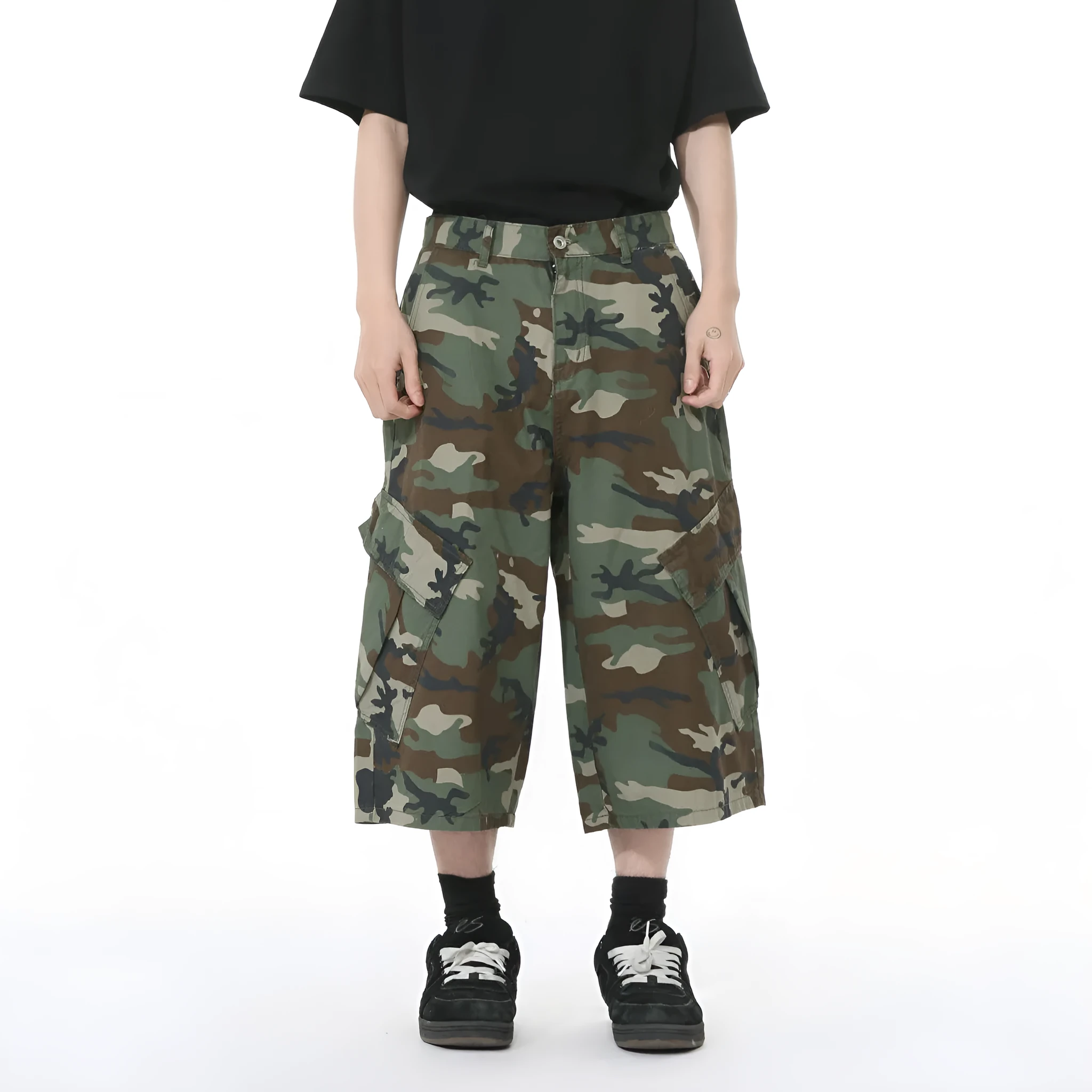 Cotton men's camouflage trousers with wide leg loose fit and American side stitching