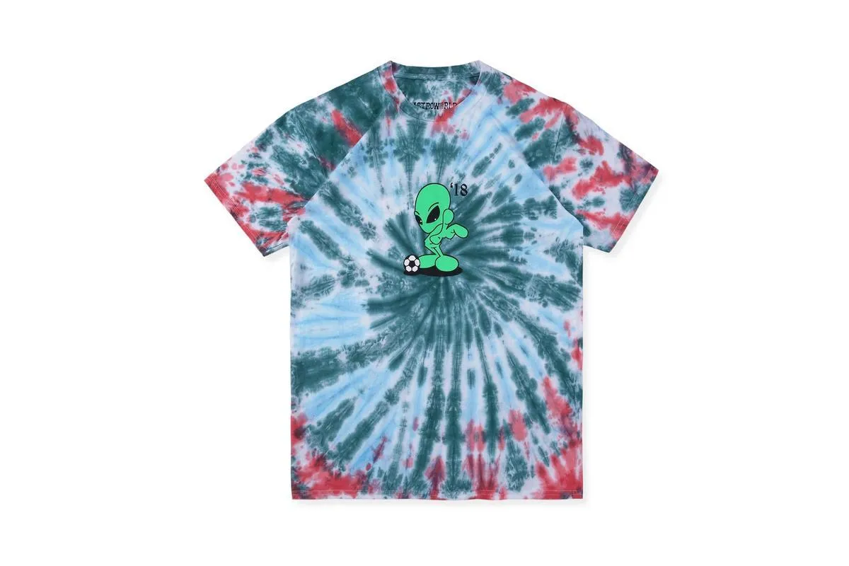 Alien football tie dye short sleeve t-shirt in 98% cotton, unisex casual top