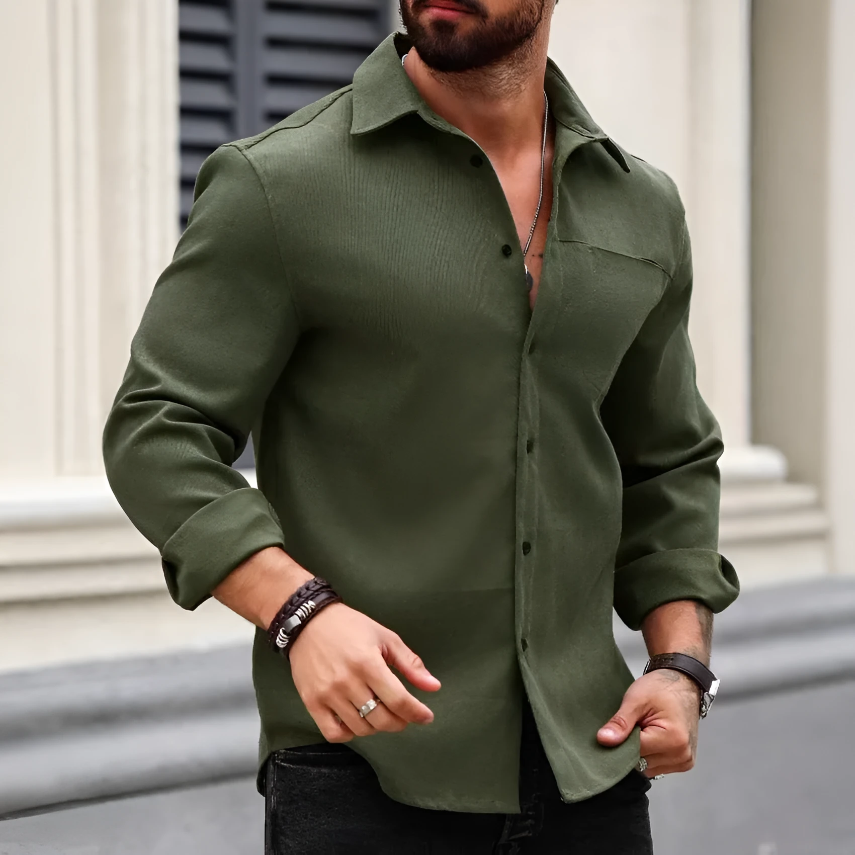 Men's solid colour long-sleeve cotton pocket shirt in navy blue, front view