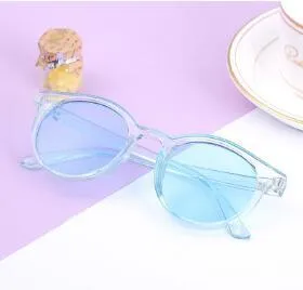 Unisex reading glasses with spring hinge temple in six colours including black, blue, brown, pink, red, and yellow