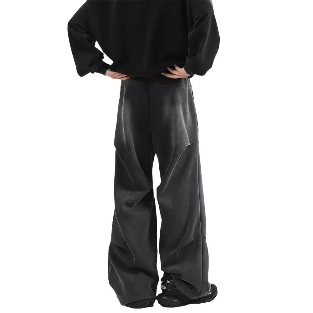 Men's pleated straight loose sweatpants in black and grey, cotton fabric, elastic waist, American washed finish.