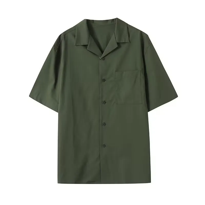 Men's and women's open collar solid colour shirt in beige with half sleeves and front pocket, loose fit
