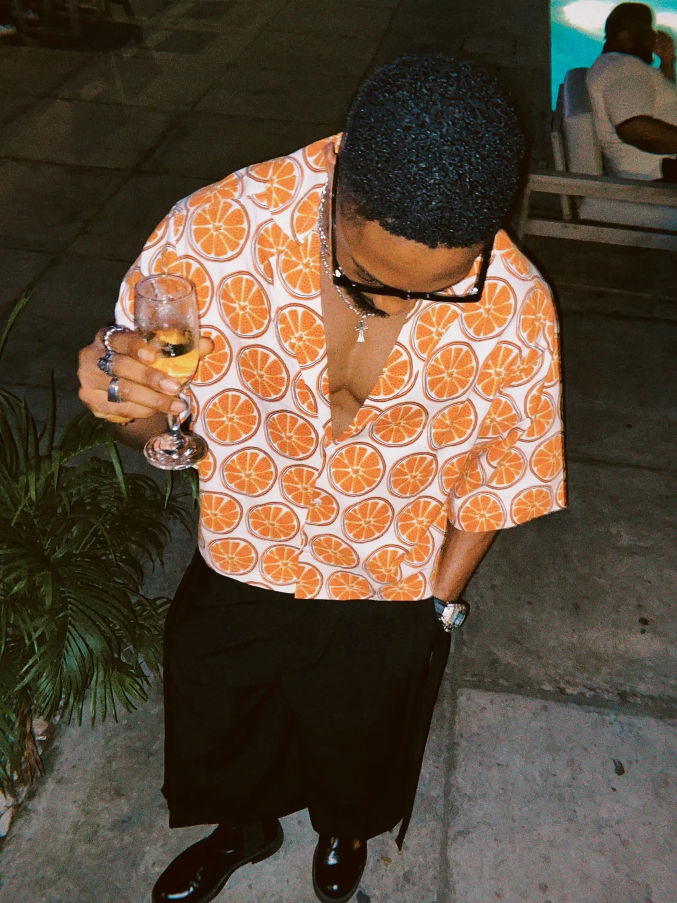 Orange slice print short sleeve V-neck cropped shirt for women, polyester casual top, front view