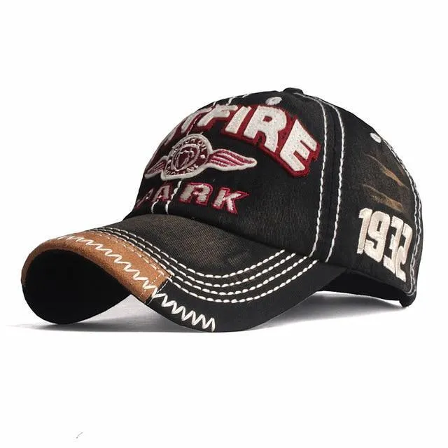 Casual baseball cap for men women with adjustable snapback, dome top, flat eaves, five colours, 56-60cm fit