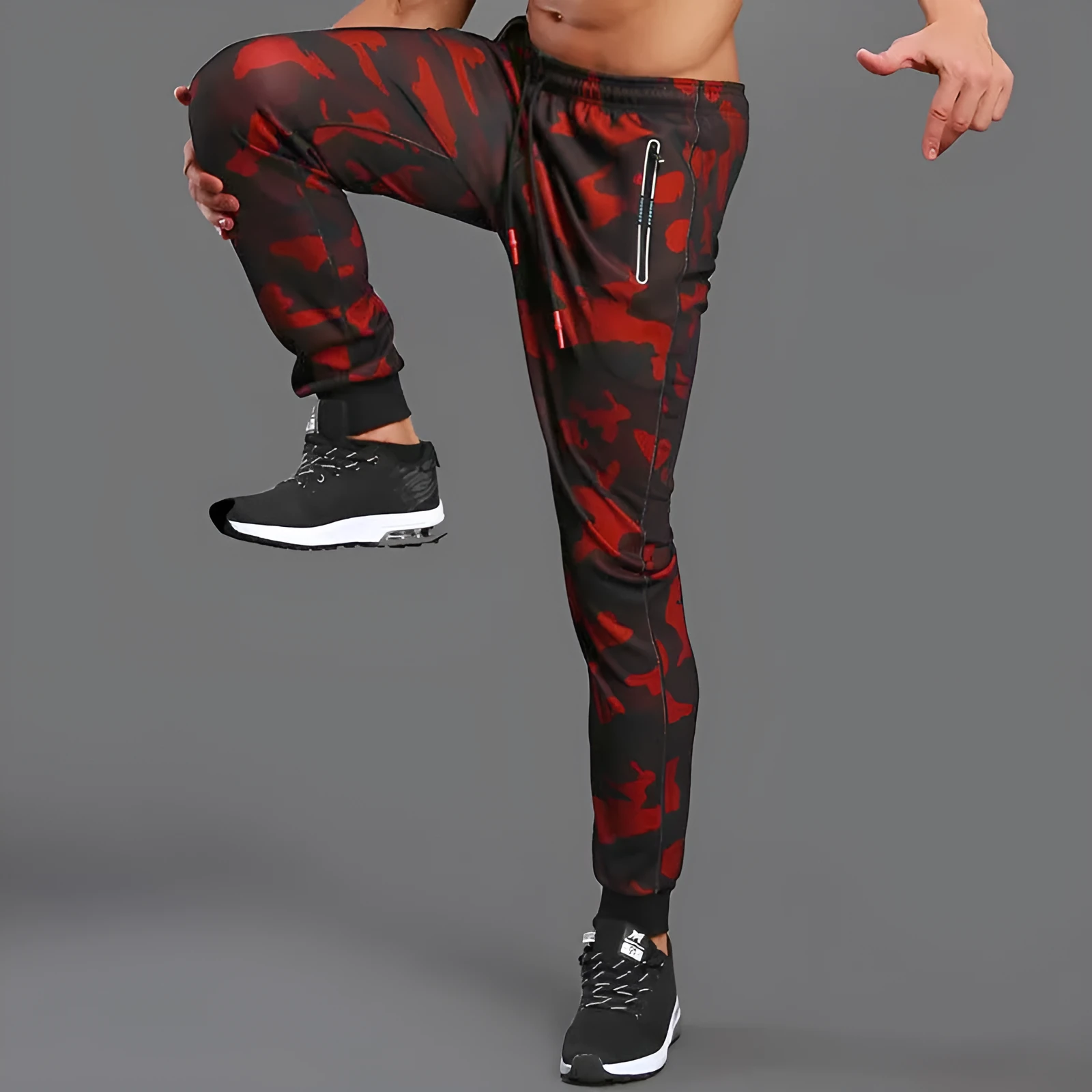 Mens camouflage casual sports pants in polyester, long trousers fit, black and gray colour