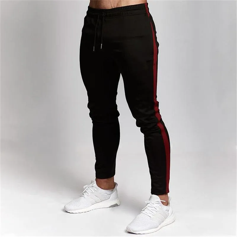 Sports cropped pants in polyester fibre, available in Khaki colour, showing cropped leg length and elastic waistband