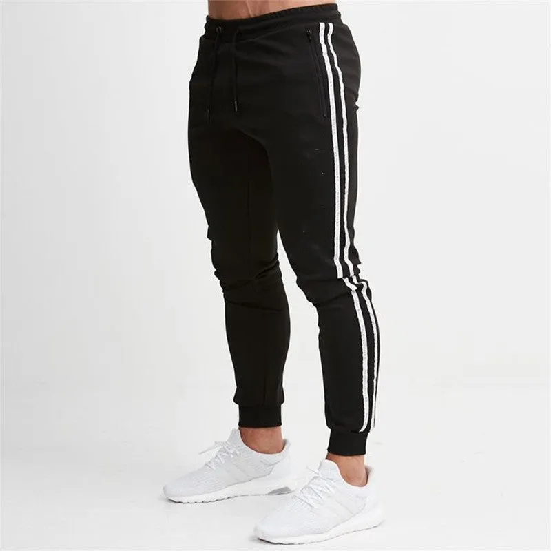 Sports cropped pants in polyester fibre, available in Khaki colour, showing cropped leg length and elastic waistband
