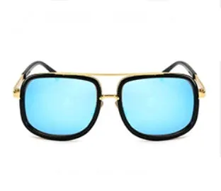 Retro vintage sunglasses with metal plastic frame in black grey colour for street shooting fashion