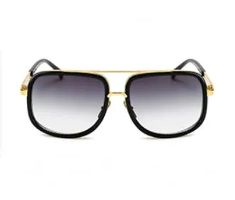 Retro vintage sunglasses with metal plastic frame in black grey colour for street shooting fashion
