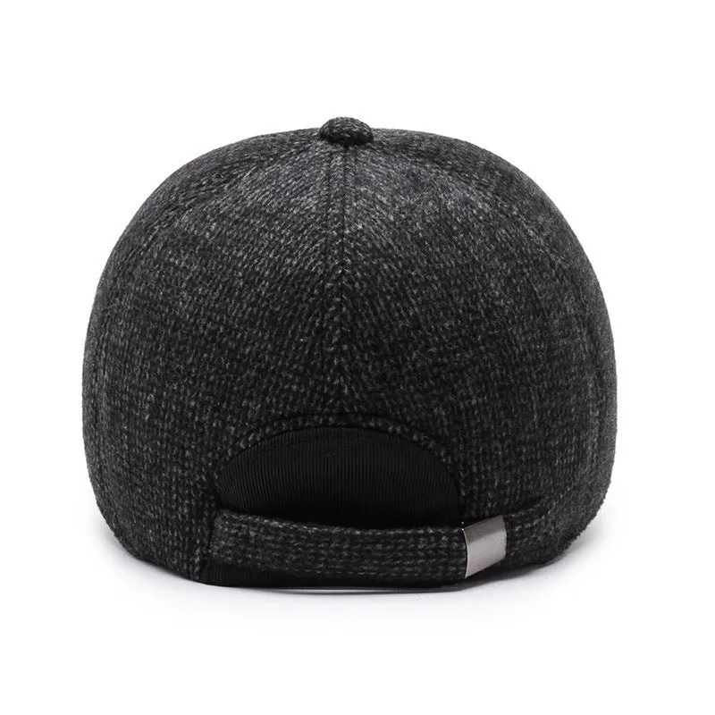 Men's adjustable wool felt baseball cap in black with short brim and letter pattern