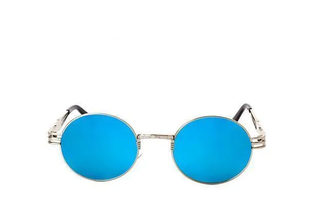 Classic square frame sunglasses for women and men in black with UV protection and plastic frame