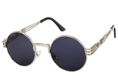 Classic square frame sunglasses for women and men in black with UV protection and plastic frame