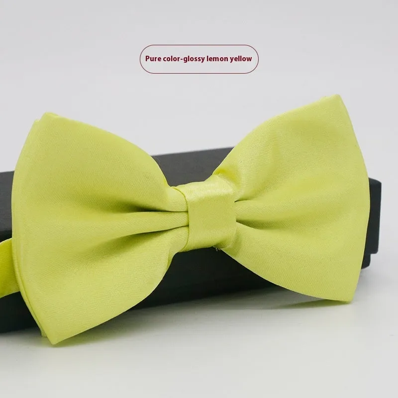 Men's flat head style solid colour bow tie on white background