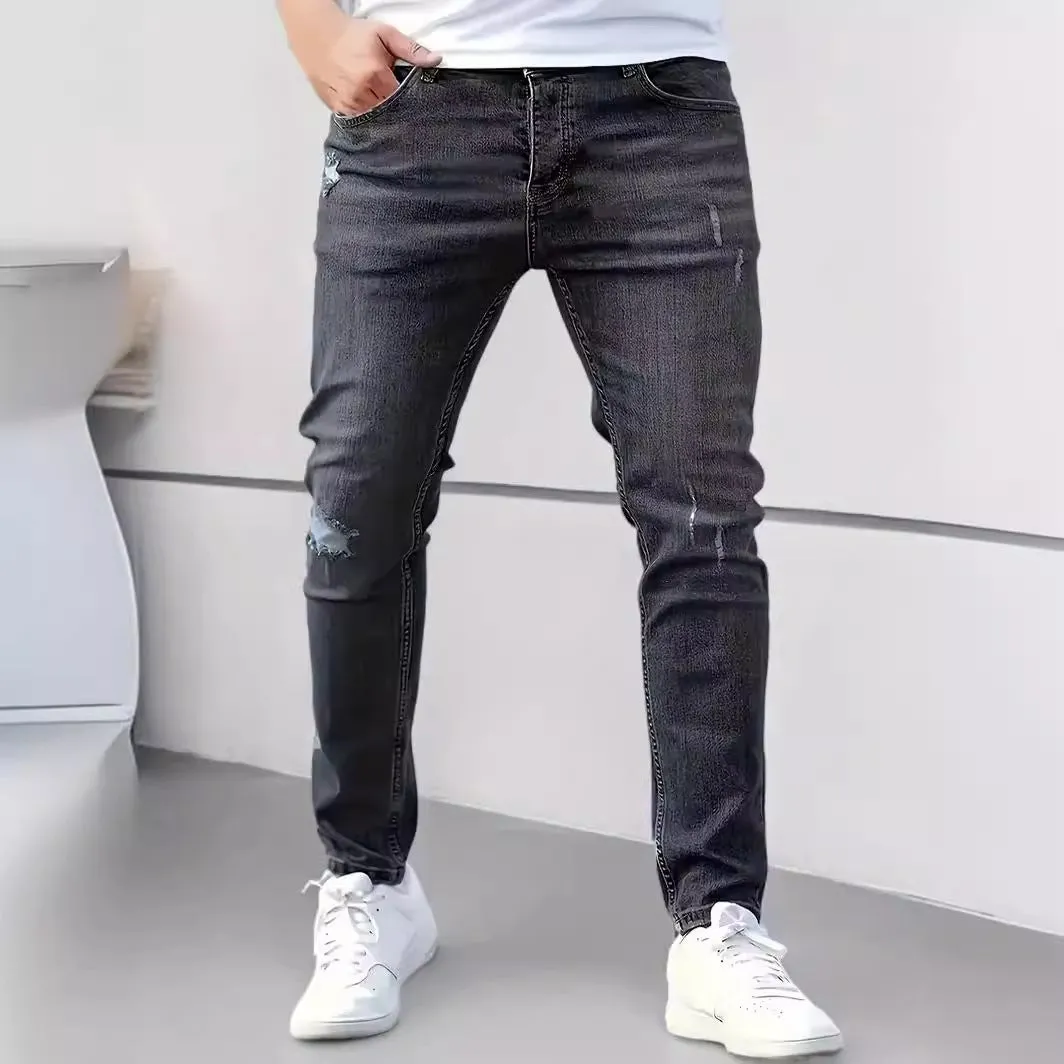 American-style slim-fit stretch denim jeans for men – mid waist, non-iron, available in black