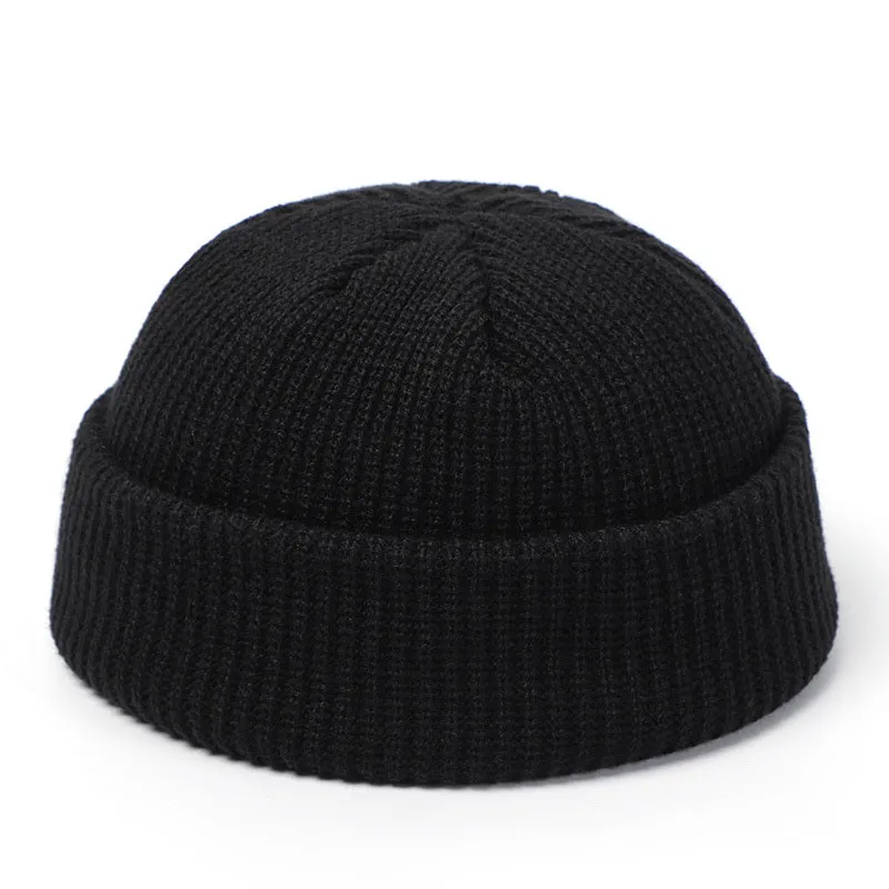 Knitted 100% wool hat in seven colours for events and gifts