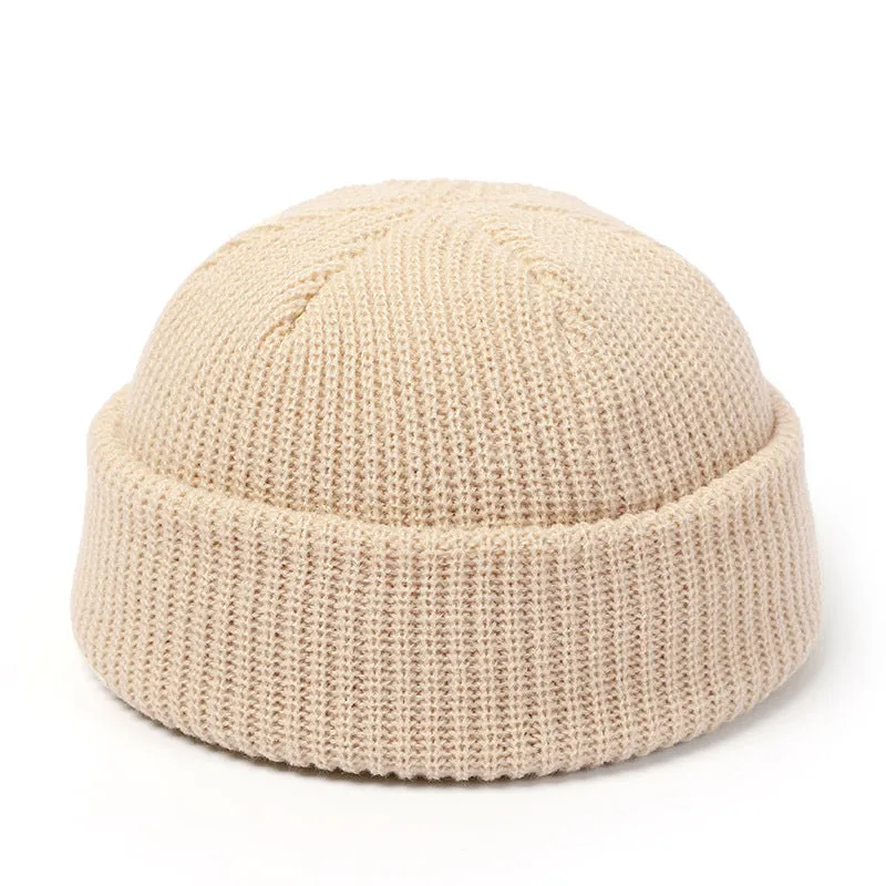 Knitted 100% wool hat in seven colours for events and gifts