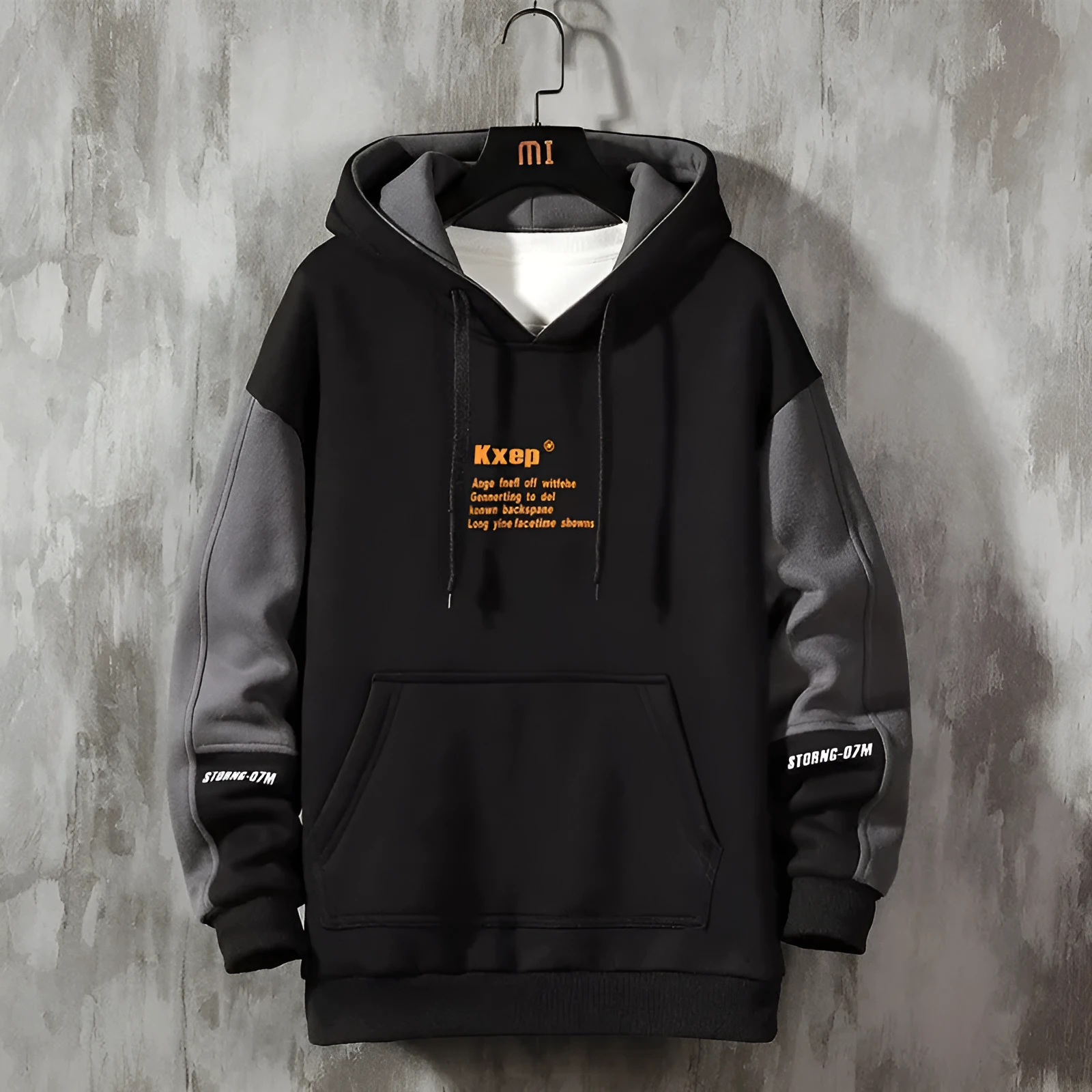 Men's Korean style fleece pullover hoodie in black with a hood and long sleeves