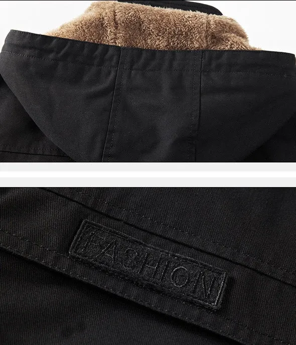 Men's thickened winter jacket in khaki with stand-up collar and zip front, loose fit casual style