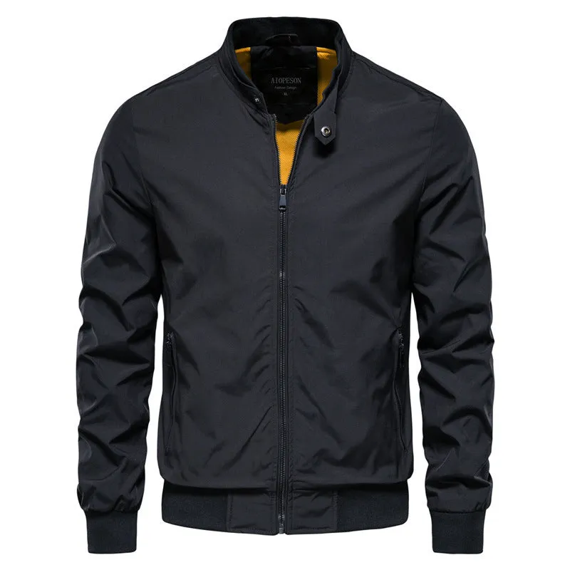 Men's zip-up polyester jacket with stand collar and pockets, solid colour casual outerwear