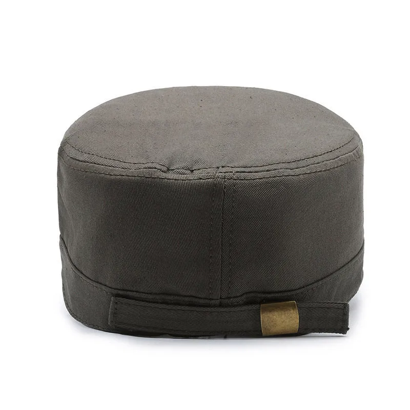 Men's cotton flat-top peaked cap in army green colour with English letter detailing and an adjustable strap.