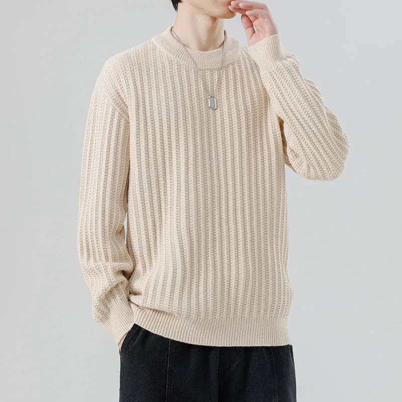 Men's round neck sweater in dark gray with long sleeves and loose fit
