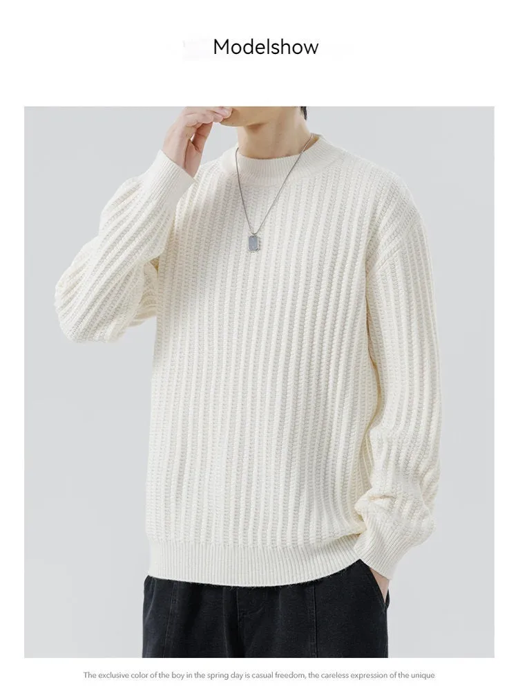 Men's round neck sweater in dark gray with long sleeves and loose fit