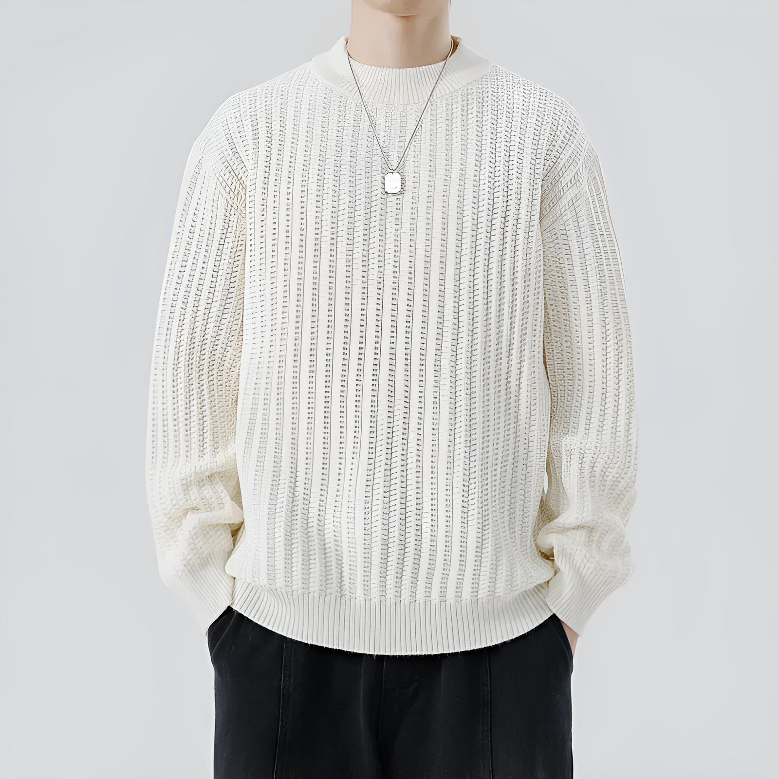 Men's round neck sweater in dark gray with long sleeves and loose fit