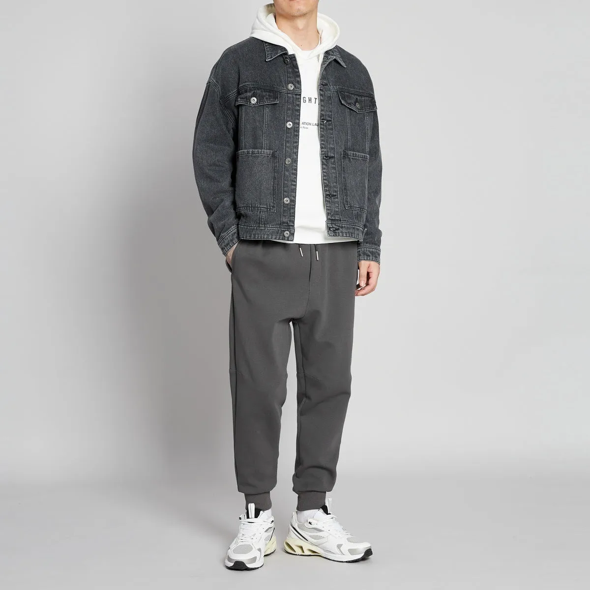 Cotton blend mid-waist drawstring loose fit nine-tenths men's casual pants in grey with tether closure
