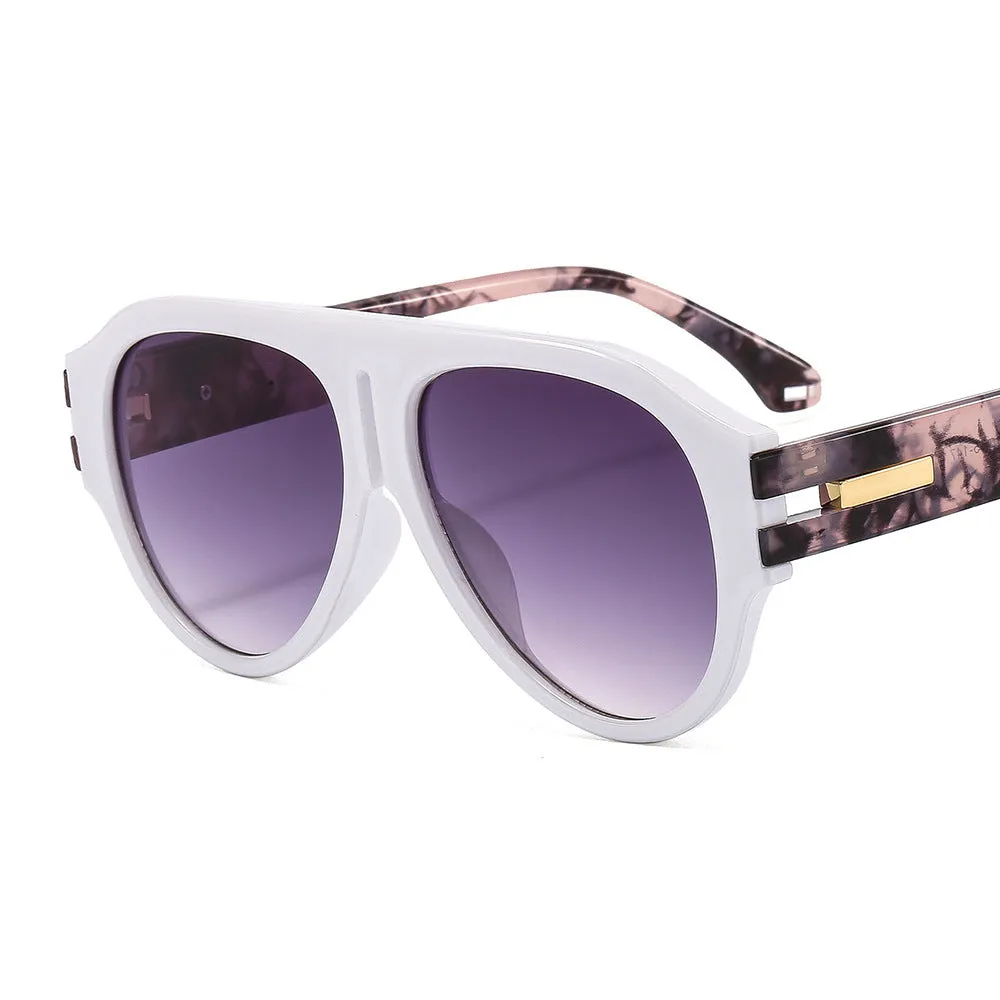 Square retro sunglasses with PC lens, full frame, available in multiple colours, unisex design.