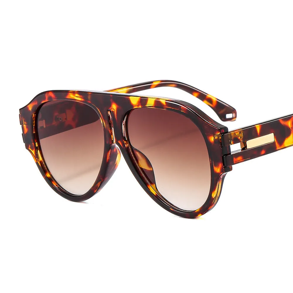 Square retro sunglasses with PC lens, full frame, available in multiple colours, unisex design.