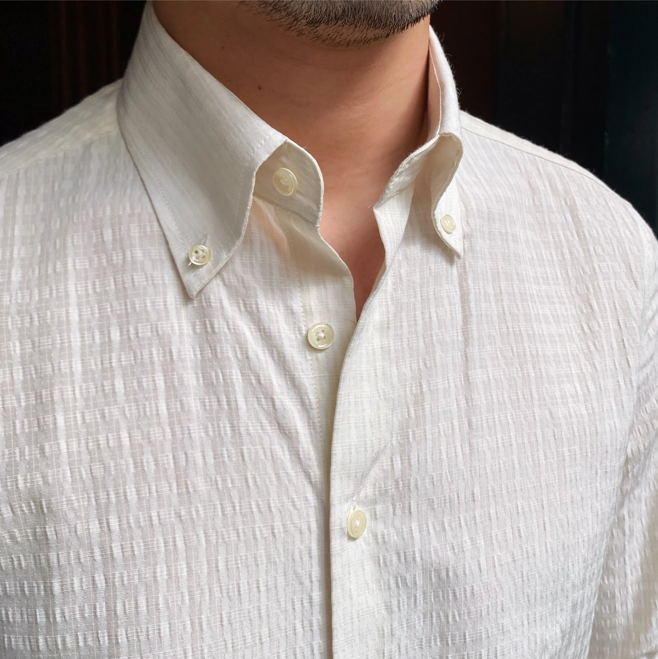 Retro breathable wrinkle resistant cotton blend shirt with button collar in beige, front view