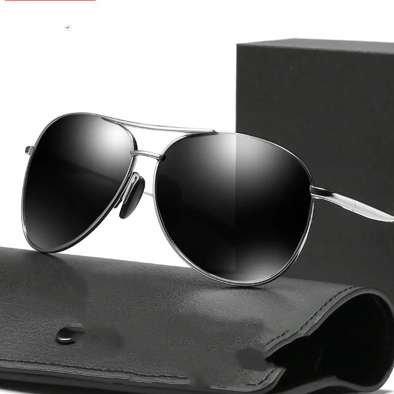 Polarised anti-UV driving sunglasses with black frame and grey film, adjustable fit for round and oval faces